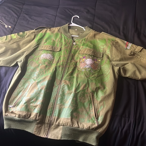 4xl 100% condition - Picture 2 of 7